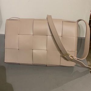 Nude Woven handbag